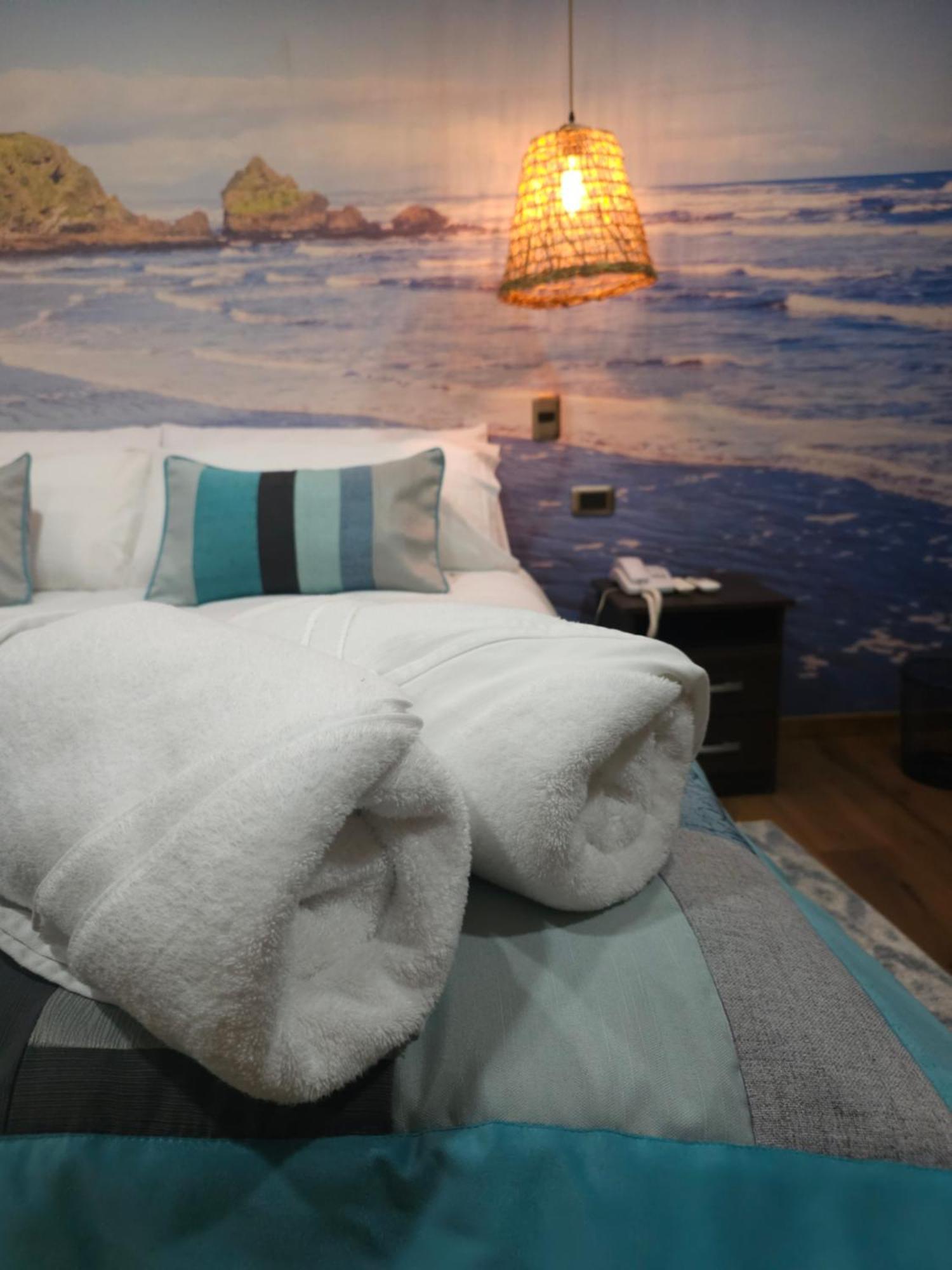 Hotel Boutique Tierra De Islas Chiloe Castro Room photo