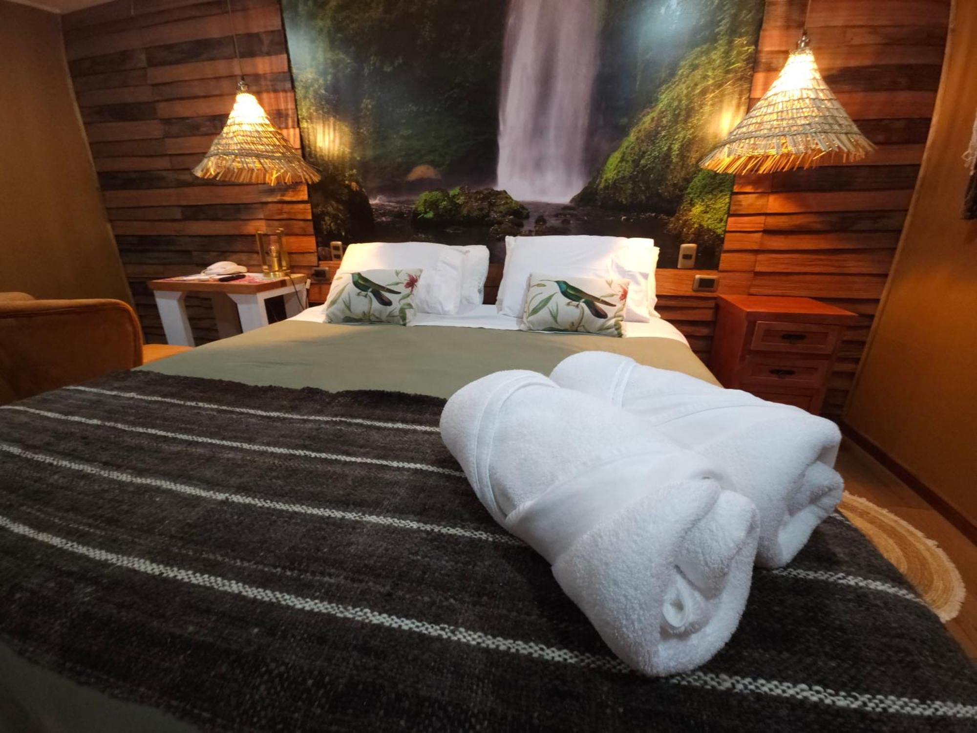 Hotel Boutique Tierra De Islas Chiloe Castro Room photo